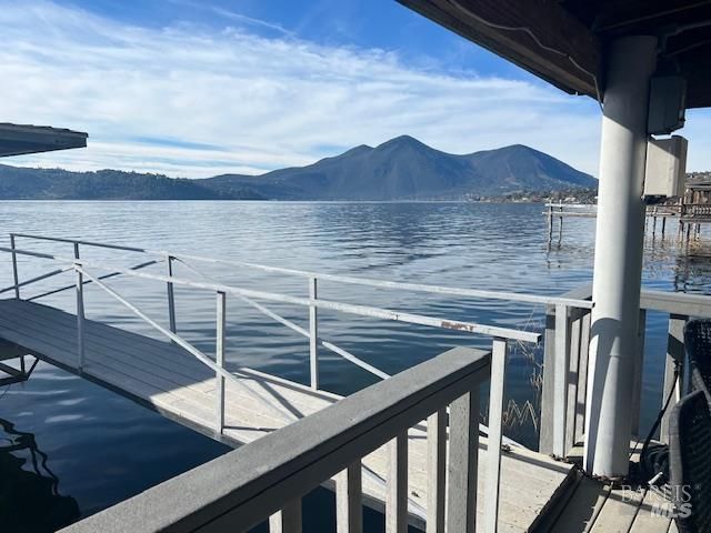 12605 Lakeshore Dr, Clearlake, CA 95422