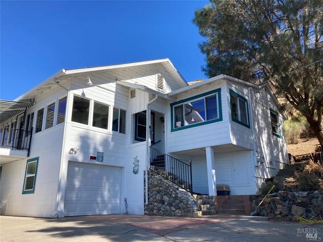 12605 Lakeshore Dr, Clearlake, CA 95422