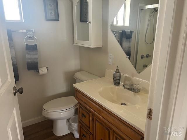 12605 Lakeshore Dr, Clearlake, CA 95422