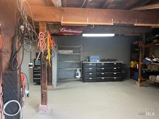 12605 Lakeshore Dr, Clearlake, CA 95422