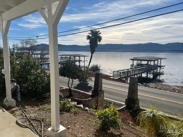 12605 Lakeshore Dr, Clearlake, CA 95422