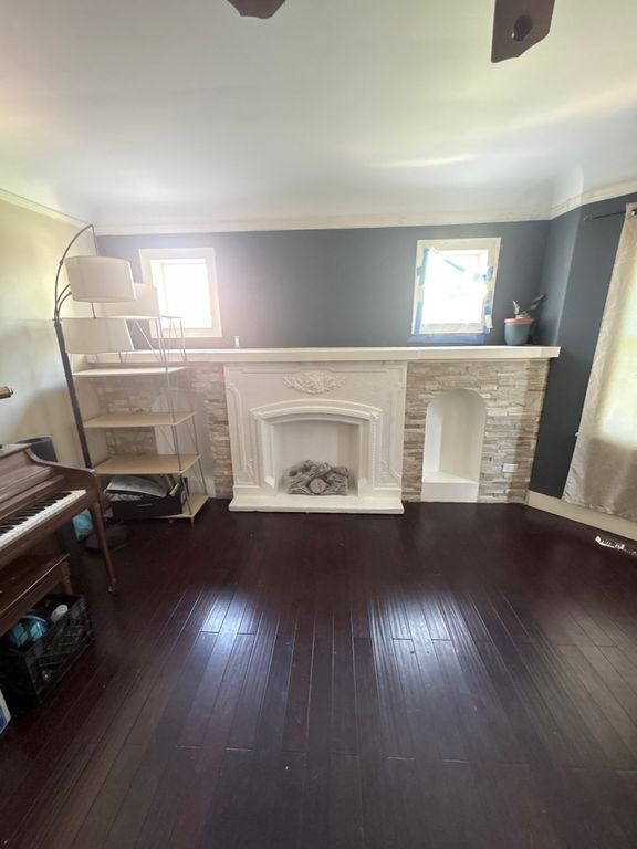 10224 S Princeton Avenue, Chicago, IL 60628 — photo 2