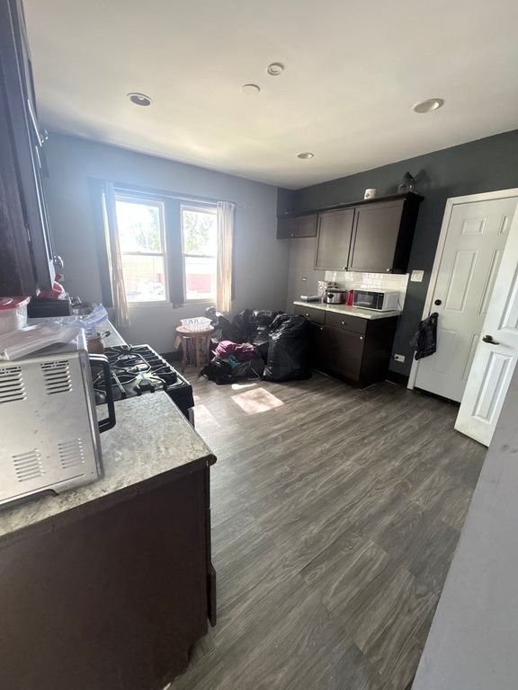 10224 S Princeton Avenue, Chicago, IL 60628 — photo 4