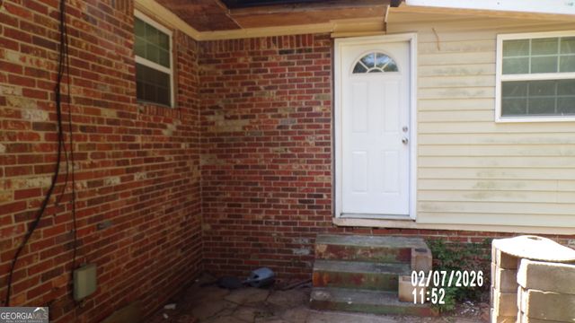 2705 Neptune Place, Decatur, GA 30034