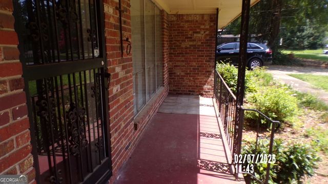 2705 Neptune Place, Decatur, GA 30034