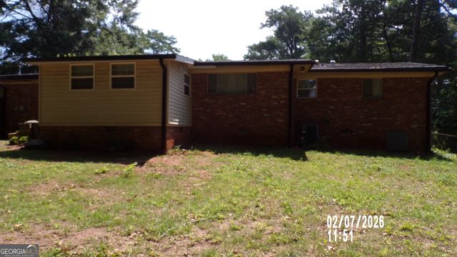 2705 Neptune Place, Decatur, GA 30034