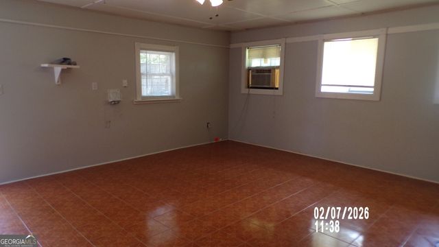 2705 Neptune Place, Decatur, GA 30034