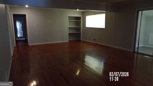 2705 Neptune Place, Decatur, GA 30034