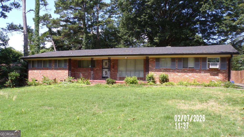 2705 Neptune Place, Decatur, GA 30034