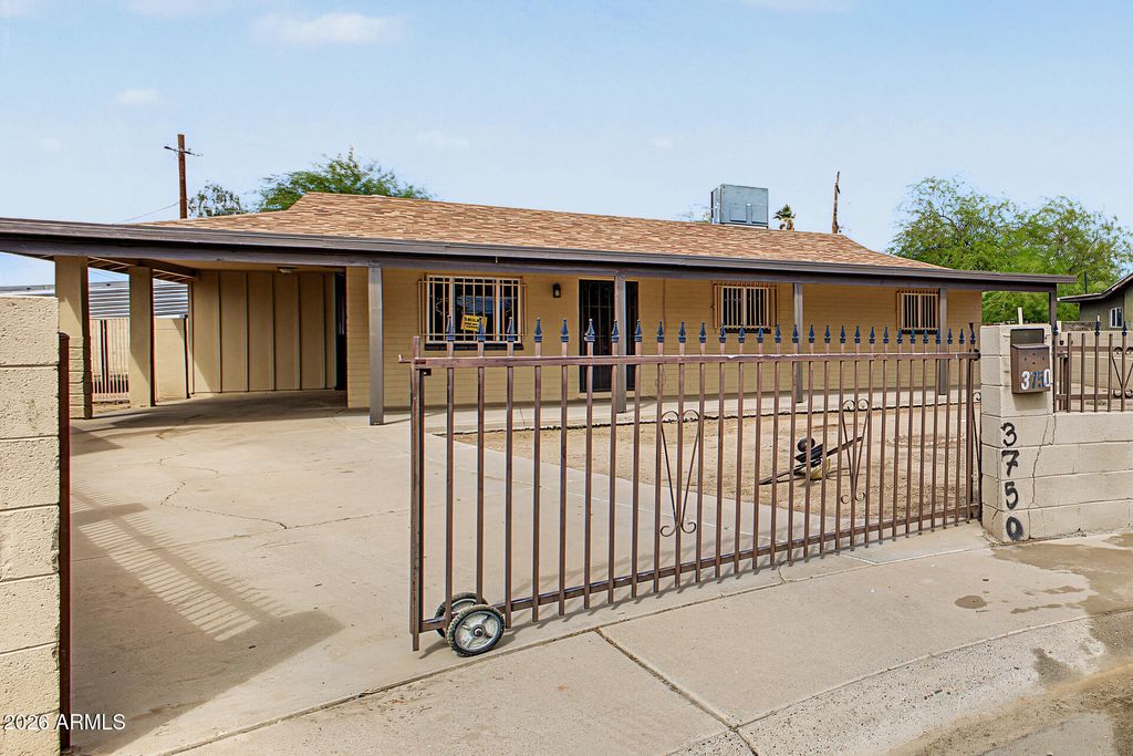 3750 W CHIPMAN Road, Phoenix, AZ 85041 — photo 4