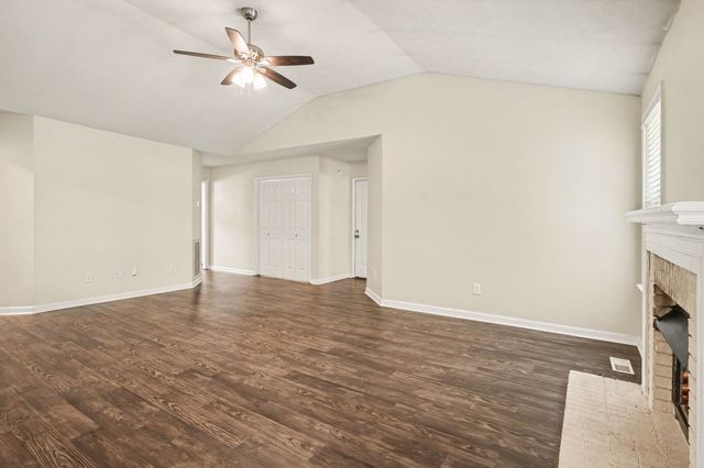 2033 Prescott Way, Spring Hill, TN 37174