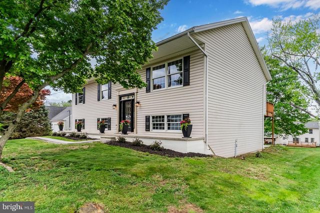 119 CHESTER RD, Enola, PA 17025