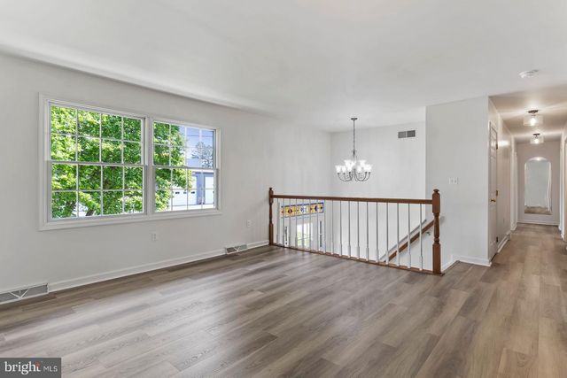 119 CHESTER RD, Enola, PA 17025