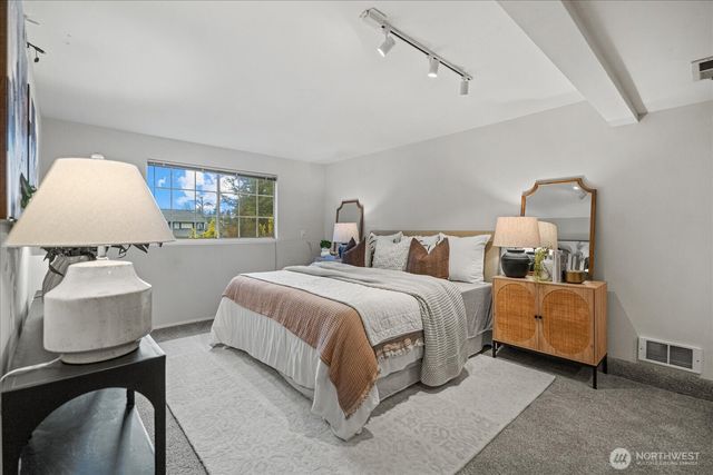 11414 107 Place NE, Kirkland, WA 98033