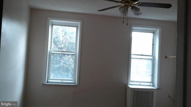 1852 S SARTAIN ST, Philadelphia, PA 19148