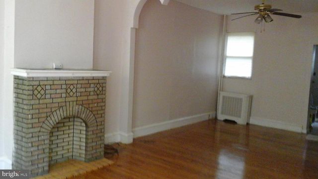 1852 S SARTAIN ST, Philadelphia, PA 19148