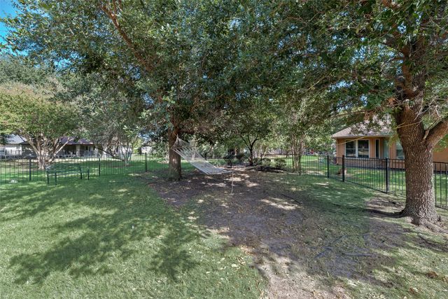 9600 Rosewood Drive, Denton, TX 76207