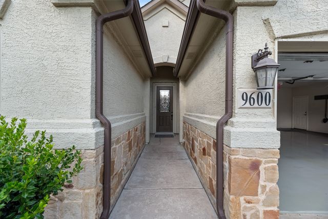 9600 Rosewood Drive, Denton, TX 76207