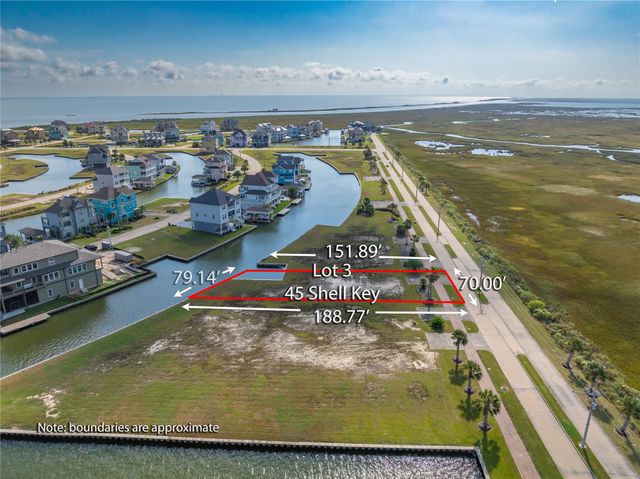 45 Shell Key, Hitchcock, TX 77563