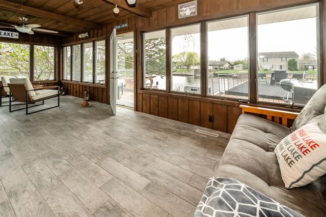 6950 Shore Drive, Coloma, MI 49038