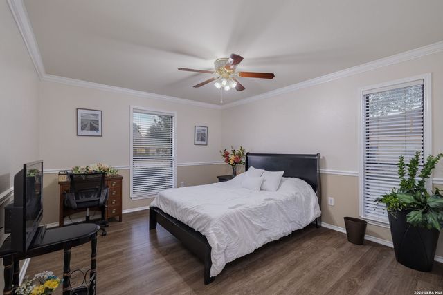 15224 PARK PLACE DR, Lytle, TX 78052