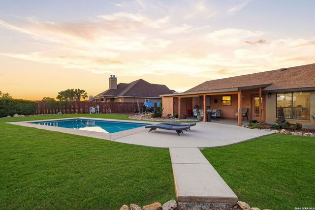 15224 PARK PLACE DR, Lytle, TX 78052