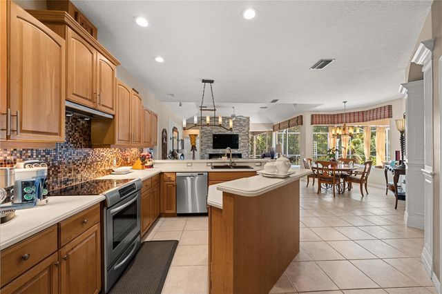 8224 WATERVIEW BOULEVARD, Lakewood Ranch, FL 34202