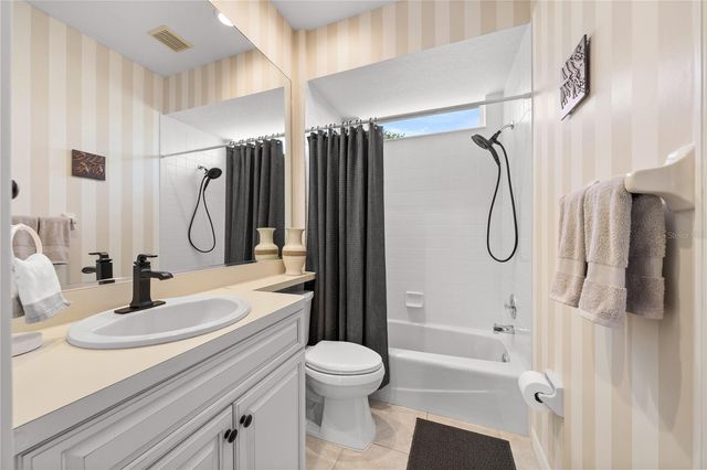 8224 WATERVIEW BOULEVARD, Lakewood Ranch, FL 34202