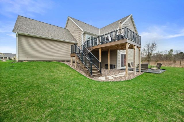261 Cardinal DRIVE, Sullivan, WI 53178