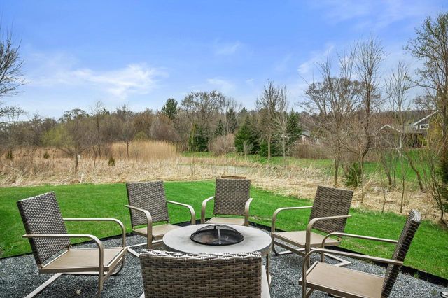 261 Cardinal DRIVE, Sullivan, WI 53178