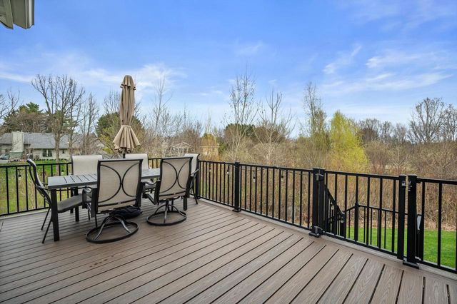 261 Cardinal DRIVE, Sullivan, WI 53178