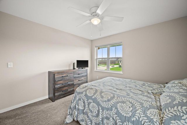 261 Cardinal DRIVE, Sullivan, WI 53178