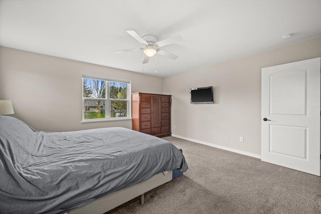 261 Cardinal DRIVE, Sullivan, WI 53178