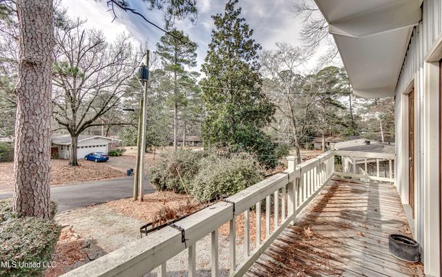 4007 Berkley Drive, Jackson, MS 39211