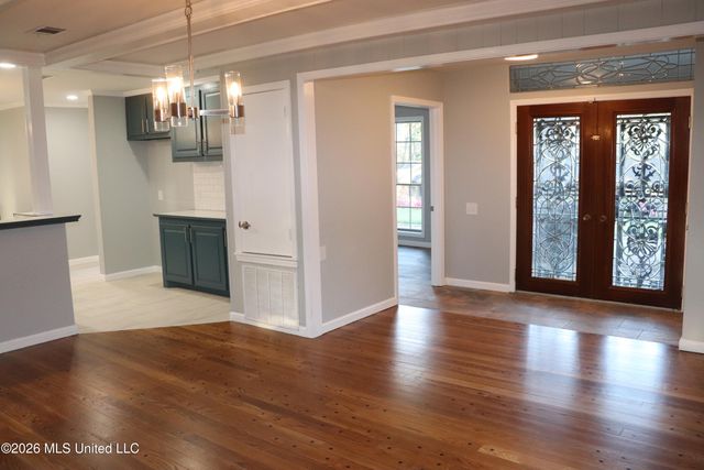 45 Stonegate Drive, Brandon, MS 39042