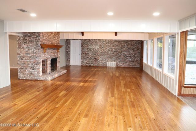 45 Stonegate Drive, Brandon, MS 39042