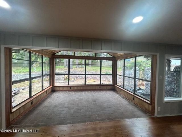 45 Stonegate Drive, Brandon, MS 39042