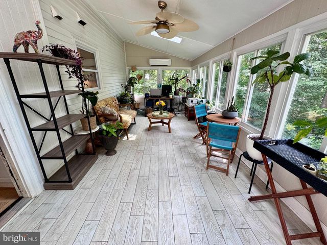 122 COLUMBUS CV, Stafford, VA 22554