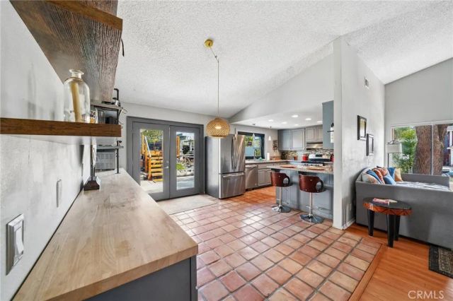 4535 Albion Dr, Riverside, CA 92503