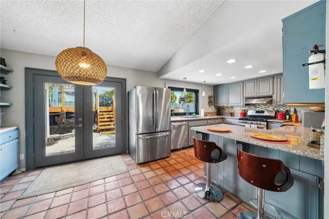 4535 Albion Dr, Riverside, CA 92503