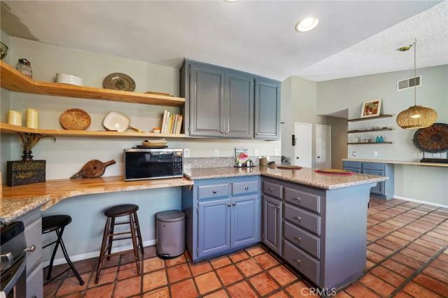 4535 Albion Dr, Riverside, CA 92503