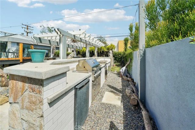 4535 Albion Dr, Riverside, CA 92503