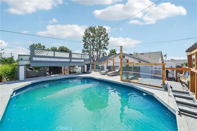 4535 Albion Dr, Riverside, CA 92503