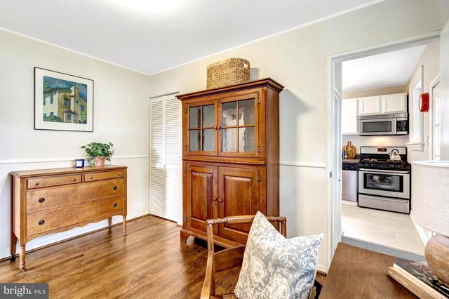 10005 PETERSON ST, Fairfax, VA 22031