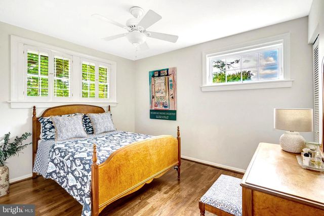 10005 PETERSON ST, Fairfax, VA 22031