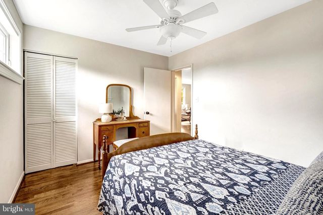 10005 PETERSON ST, Fairfax, VA 22031