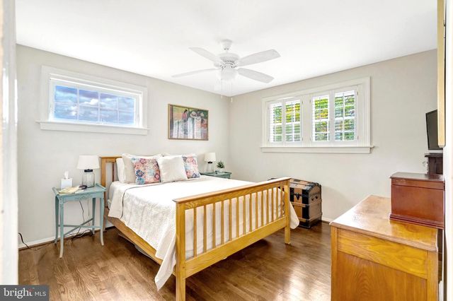 10005 PETERSON ST, Fairfax, VA 22031