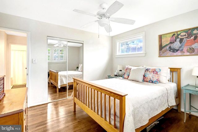 10005 PETERSON ST, Fairfax, VA 22031