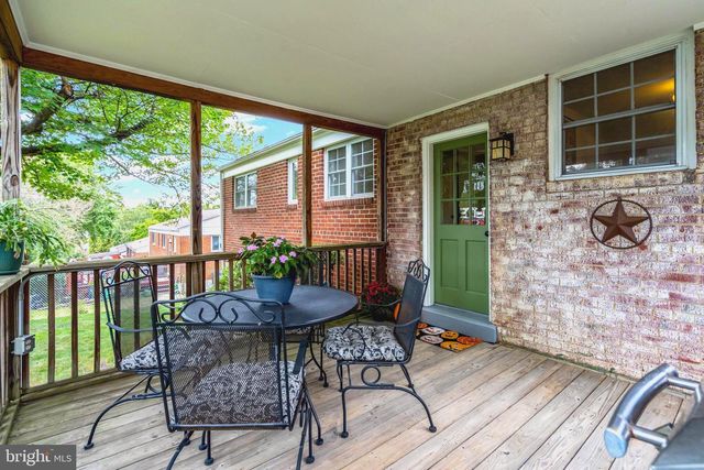 10005 PETERSON ST, Fairfax, VA 22031
