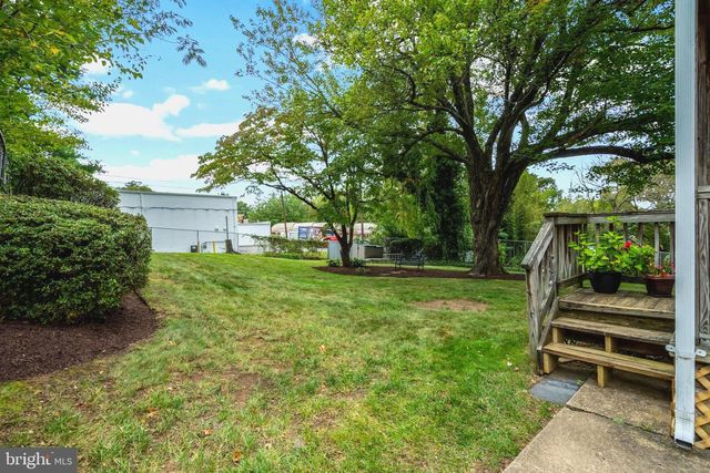 10005 PETERSON ST, Fairfax, VA 22031